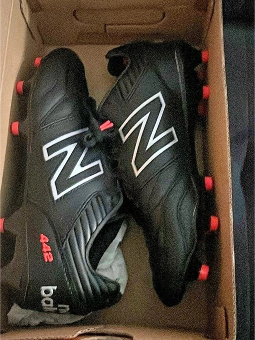 New Balance 442 Men's Athletic Shoes Black US 6.5 2E Like New